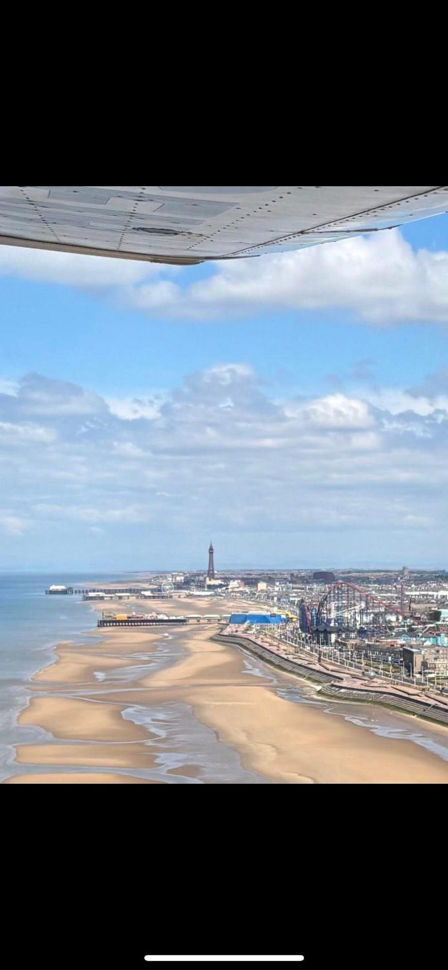 Fern Villa Hotel - Albert Road Blackpool Buitenkant foto