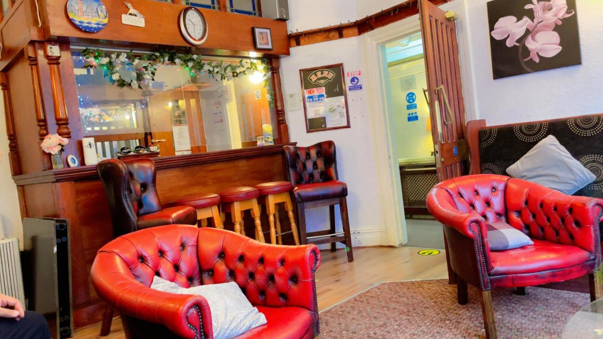 Fern Villa Hotel - Albert Road Blackpool Buitenkant foto